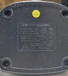 شارژر بیسیم UV-21 PRO V2 یووی 21 پرو وی2
